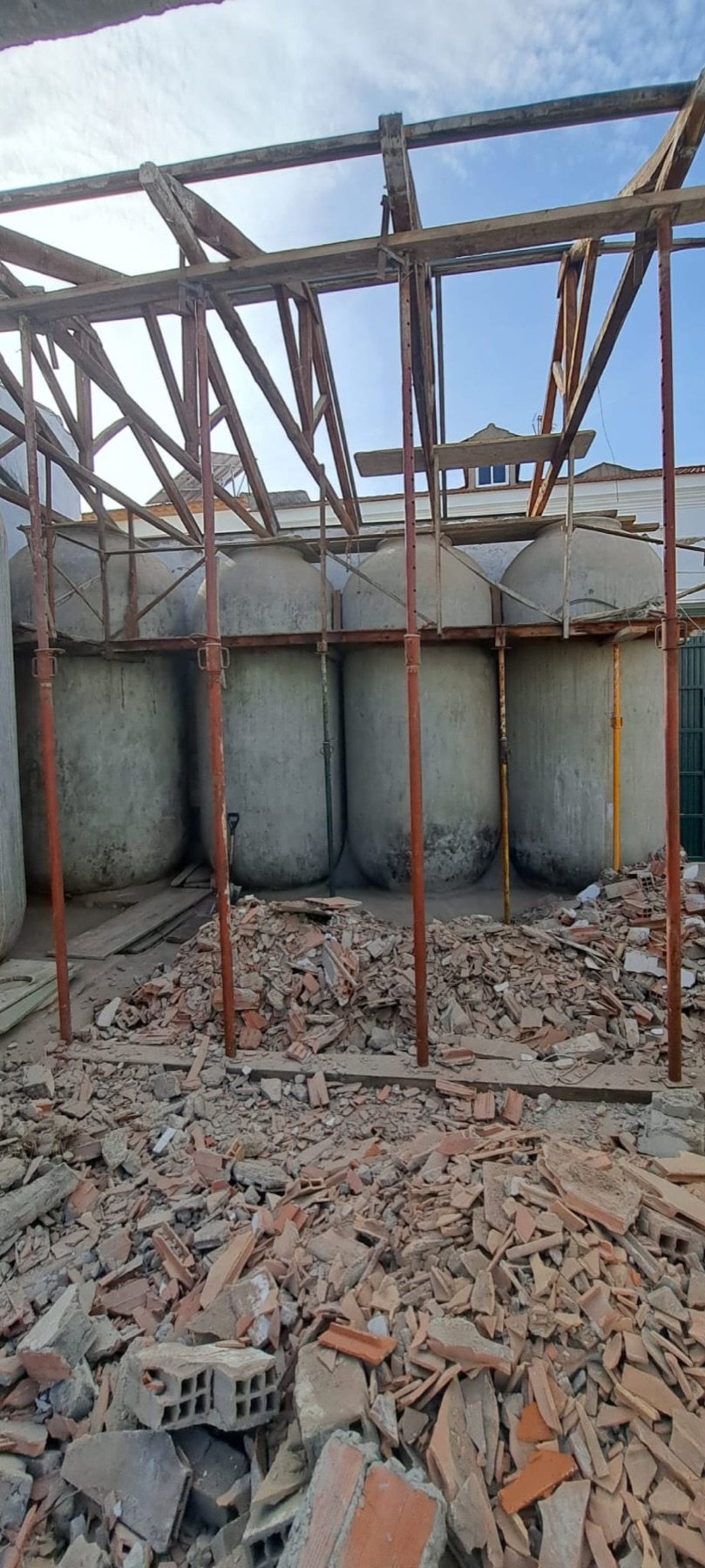 La antigua bodega durante la rehabilitación
